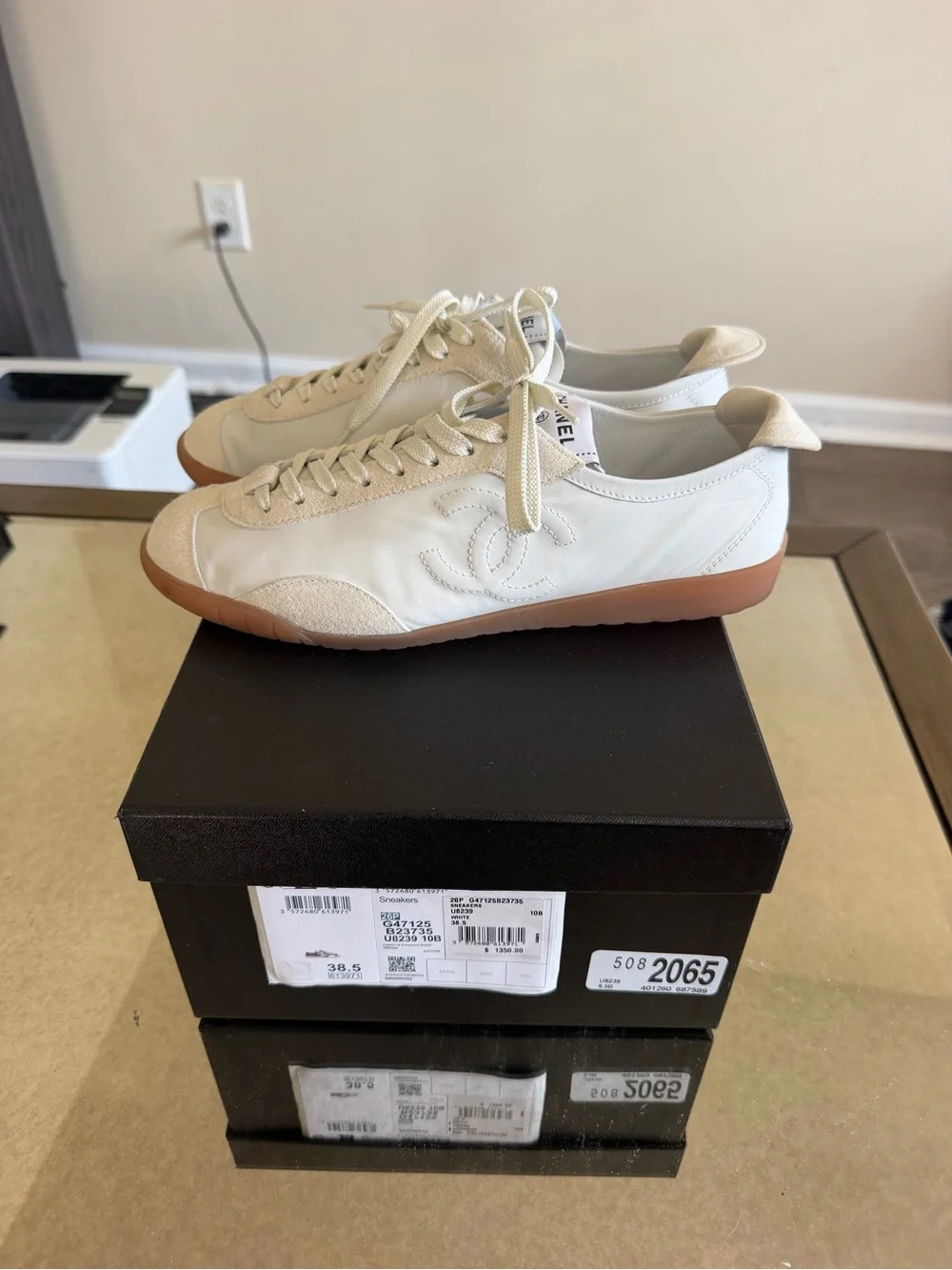 CHANEL classic low